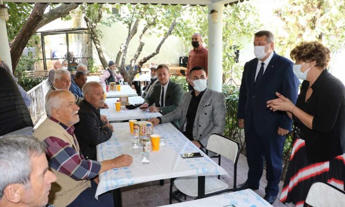 Manisa Büyükşehir yaşlıları unutmadı